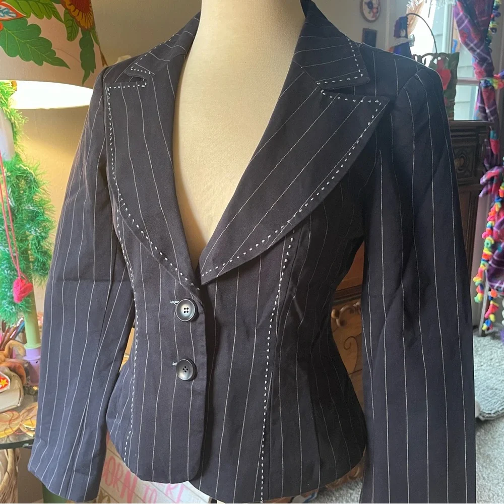 SOLD Nanette Lepore Pinstripe Blazer Professional with cute blue embroidery - Picture 10 of 15